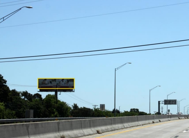 I-35E @ CORINTH ST. EXIT - SOUTH STR. Media