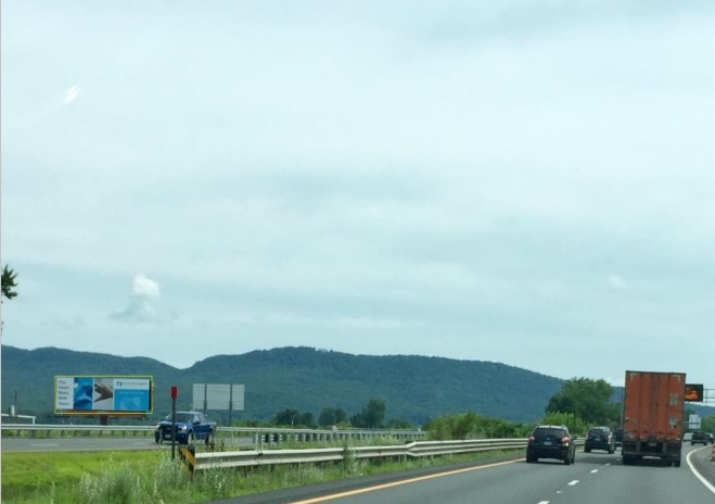 I-91, 1,500' S/O EXIT 25-NORTHAMPTON AIR Media