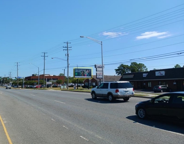 5113 VIRGINIA BEACH BLVD 0.3 mi E/O AZALEA GARDEN RD SS Media