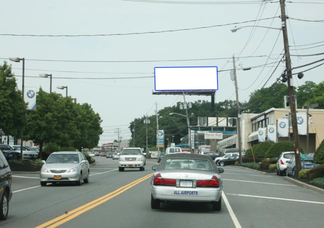 Rt 59 0.6 mi W/O I-287 N/S F/E Media