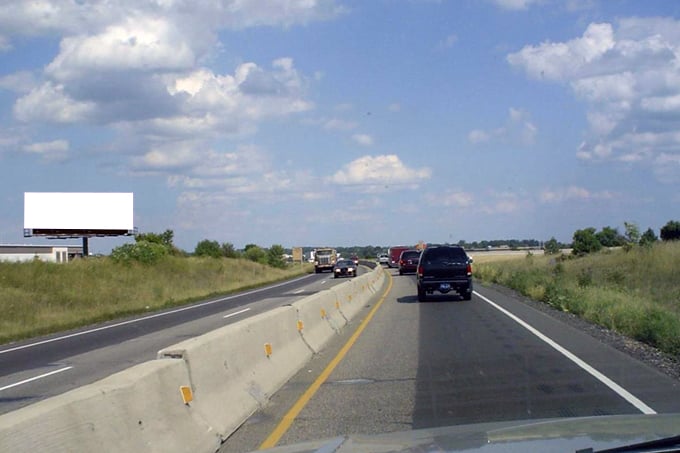 I-96 .9 mi W/O Walker Ave NS F/W Media