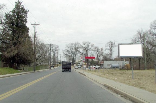 Location photo for W Isabella St near Sav-A-Lot (Salisbury)