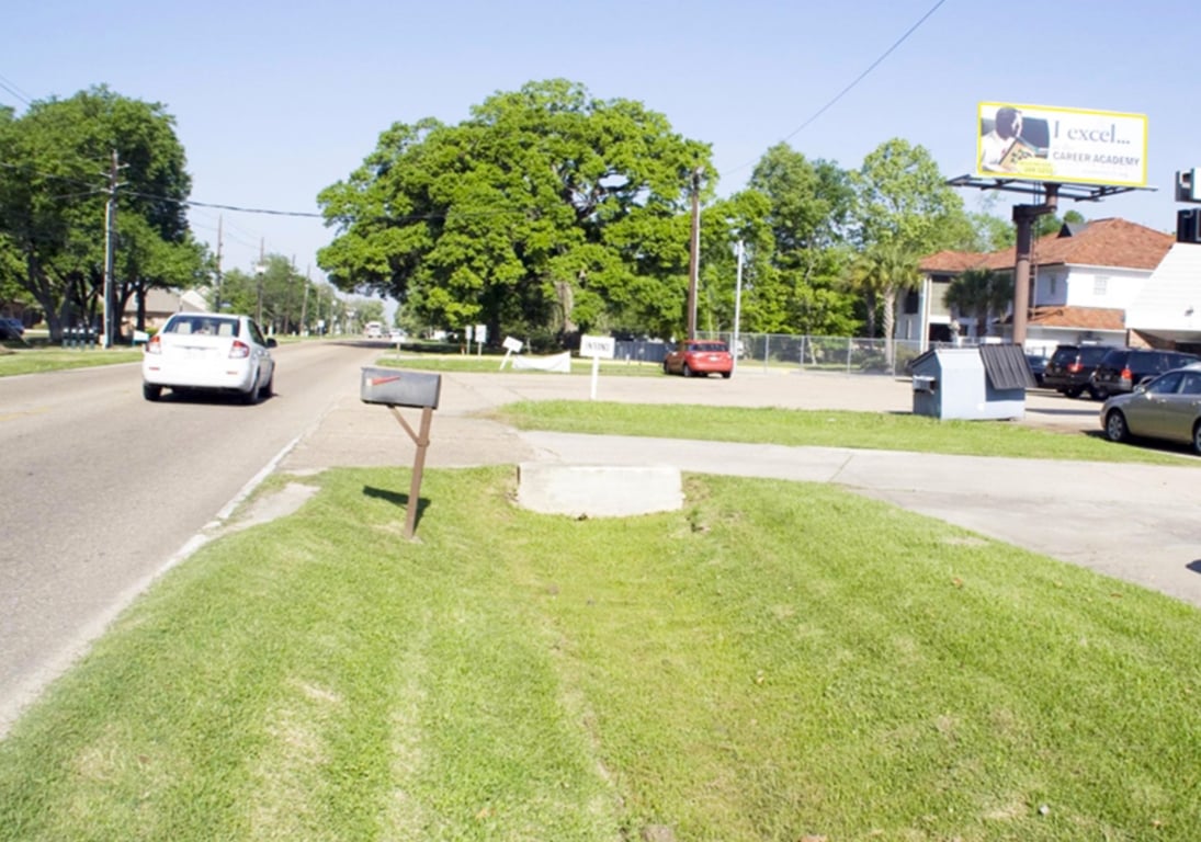 PERKINS RD. W/O CONTI N/S Media