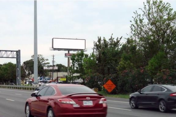 Location photo for E Freeway Service Rd near Avenue D At 16215, Old River Terrace (Channelview)