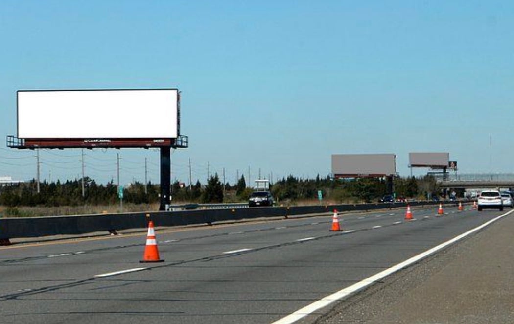 Location photo for AC Xwy SS 1.9mi W/O Baltic Av F/E - 1