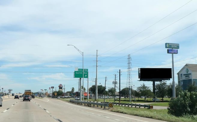 Location photo for E Freeway Service Rd near Lee College Educational Opportunity Center, Highland Farms (Baytown)