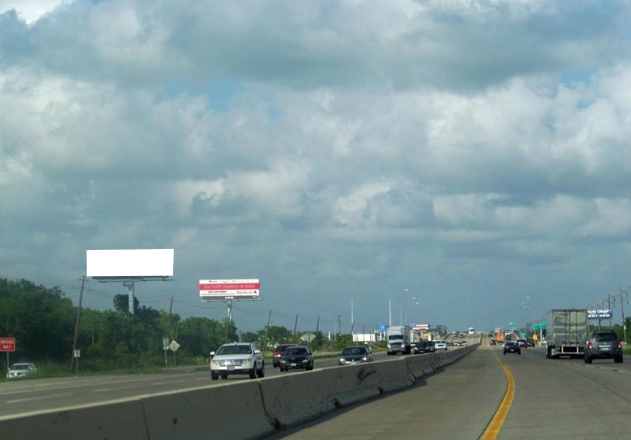 I-10E .60 mi W/O John Martin Rd N/S F/W Media