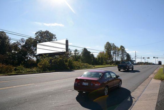 Location photo for Centreville Rd near Maplewood Center (Manassas)