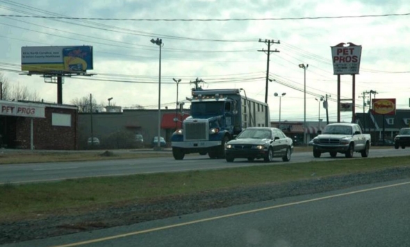 Location photo for E Independence Blvd near Matthews Corner Shopping Center (Matthews)