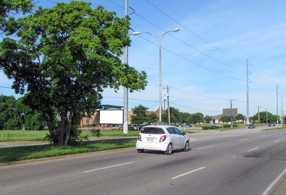 Location photo for W Illinois Ave near Mountain View Plaza, Oak Cliff (Dallas)
