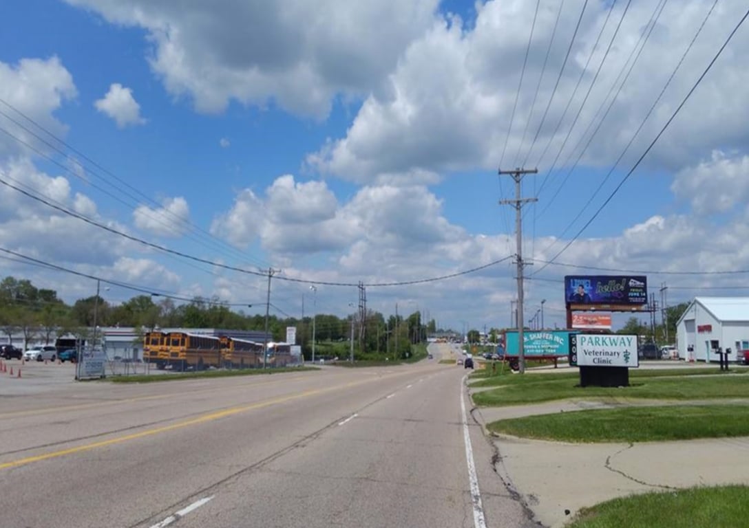 Location photo for S Dirksen Pkwy near Dirksen & Cook/First Student (Springfield)