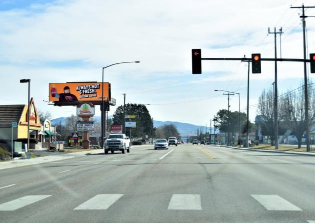 Overland Rd E/o Cole Rd Media