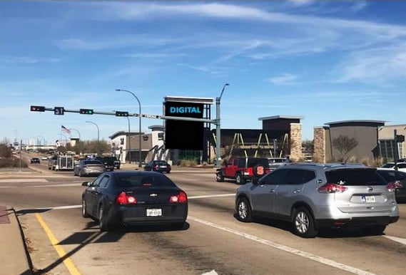 Location photo for DIGITAL Collins St ES 150ft N/O Tom Landry Hwy (I-30) F/S - 2