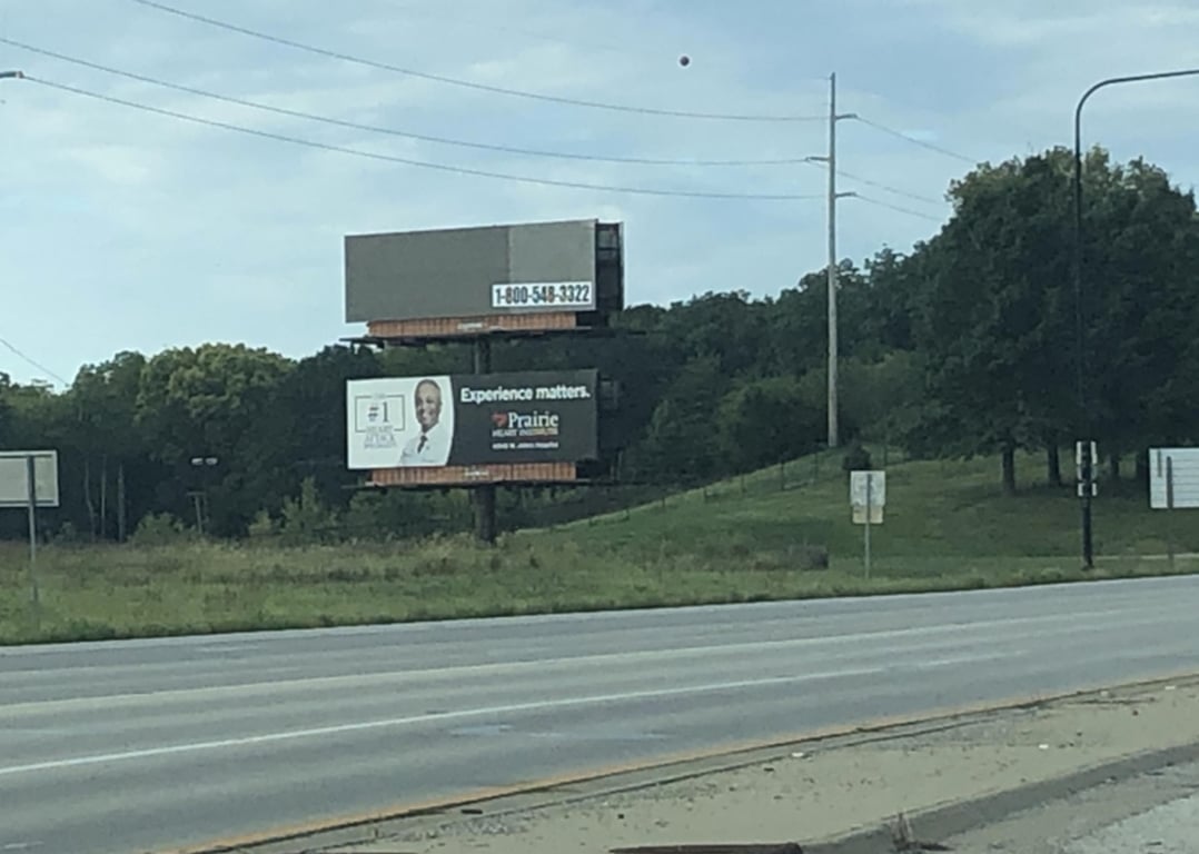 Rt. 4 Veterans Pkwy 400' W/O Walnut N/F Top Media