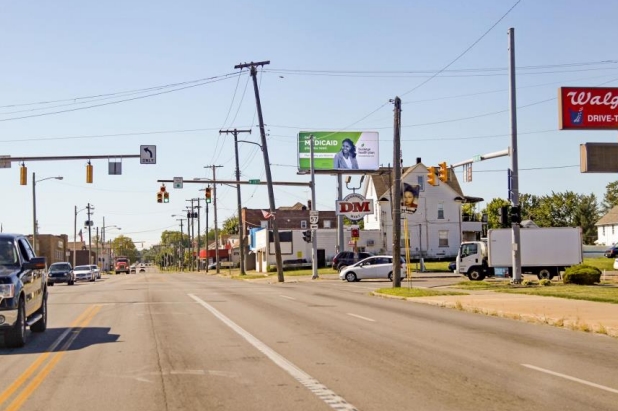 Location photo for W 28th St near West 28th Street / Broadway Avenue (Lorain)