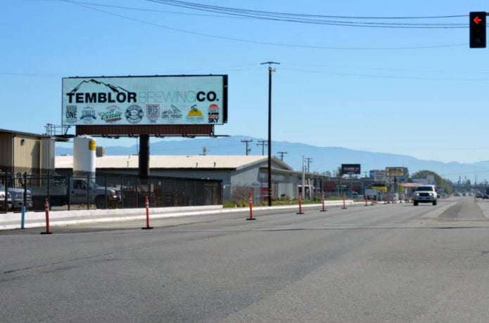 NL ROSEDALE HIGHWAY 200' E/O LANDCO DR Media