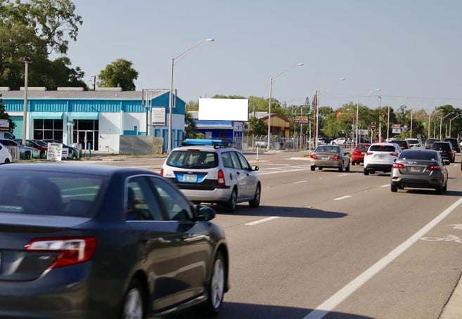 Us-301 N/O 17Th St W/S F/S Media