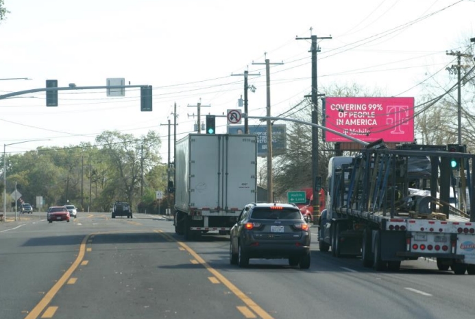 Hwy 99 WL 1700' n/o Township Rd FN Media