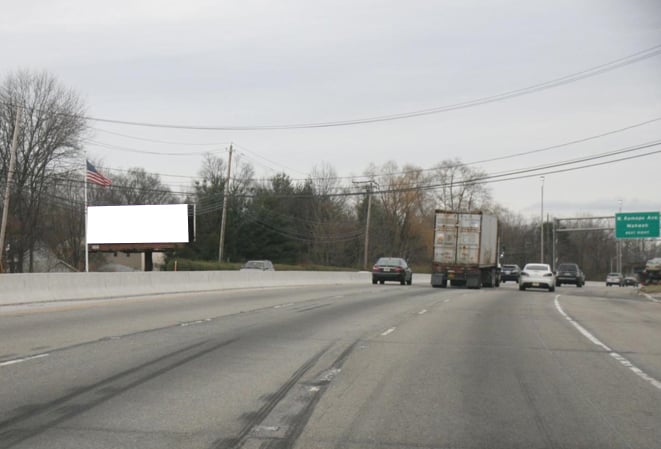 Rt 17 600 ft N/O W Ramapo Ave E/S F/N Media