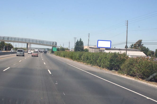 Hwy 99 1000.00 ft N/O Main Street Overcrossing E/S F/SE Media