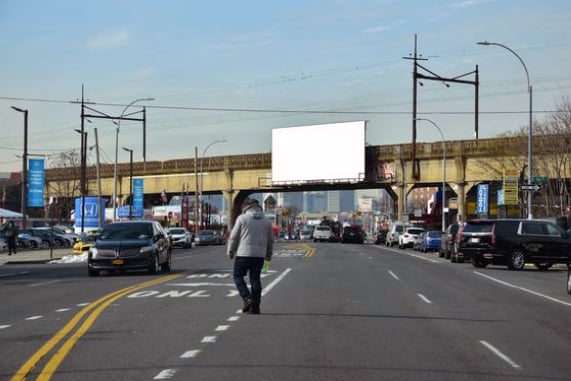 Location photo for 55th St near 54 St/Northern Blvd, Woodside (Queens County)