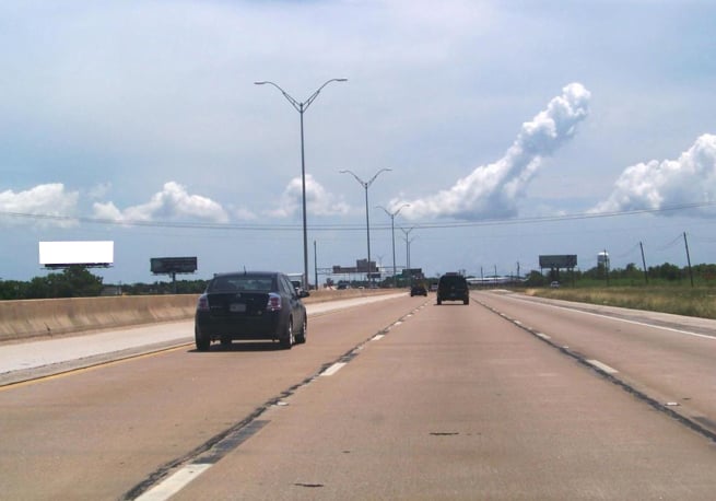 I-45S .70 mi N/O Fm 1765 E/S F/N Media