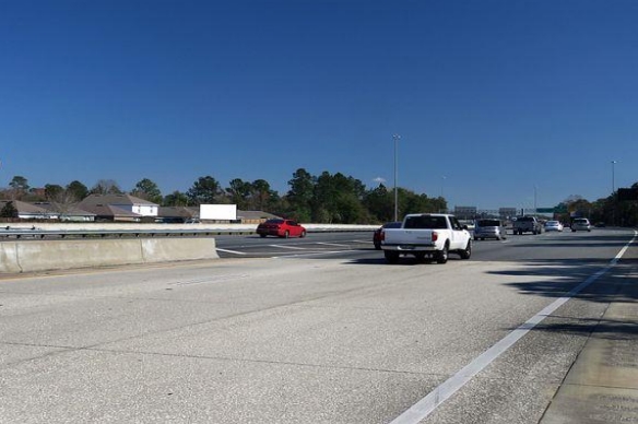 Location photo for English Oak Dr S near Injury Care Centers Wells Rd, Southwest (Jacksonville)