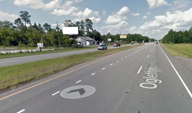 Hwy 84 0.7 W/O Airport Rd NS, W/F Media