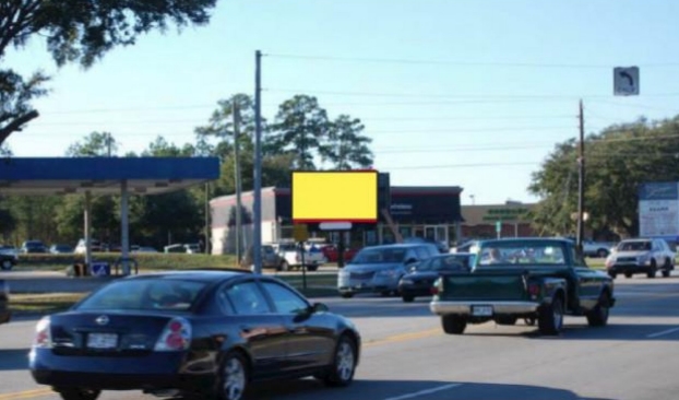 113 E General Screven Way SS F/S, SE/F, 1 Slot Media