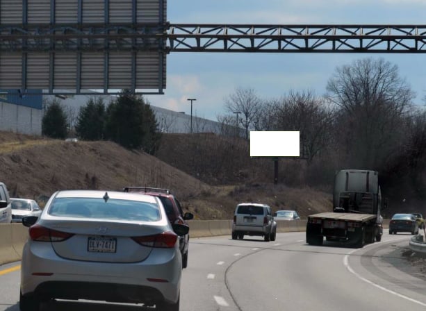 W SHORE DR, .5 MI W/O 176 EXIT NS FW Media