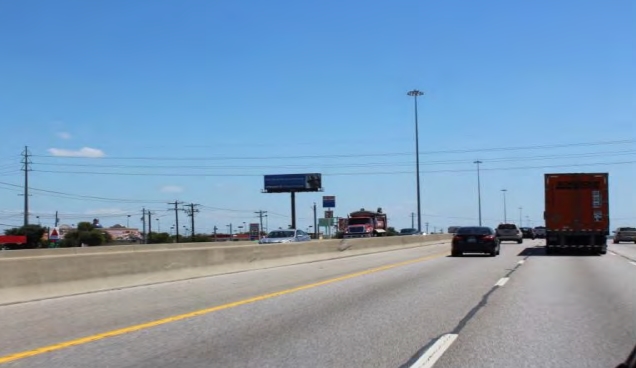 13609 I-35 N 250 ft S/O Howard Ln W ES Media