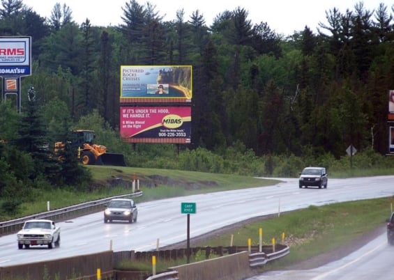 US-41 e/o Terex ns sw/f Media