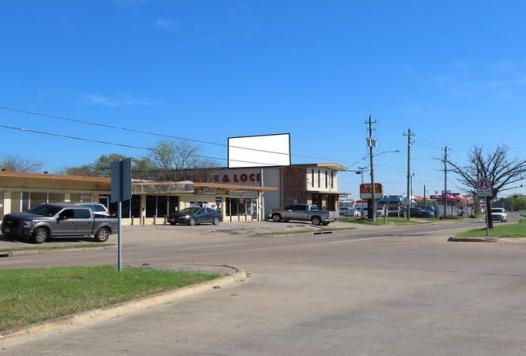 Location photo for Edgebrook Dr near Wilson Memorial Park, Edgebrook Area (Houston)