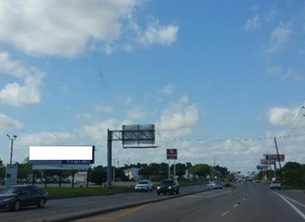 Location photo for Farm to Market 1960 Rd W near Willowchase Shopping Center, Willowbrook (Houston)