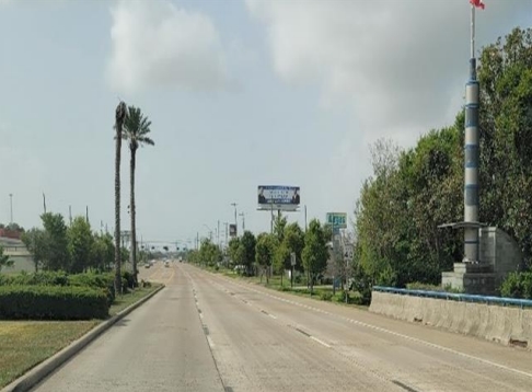 SH 288/ 300' N/O Victoria Ln/ Freeport Media