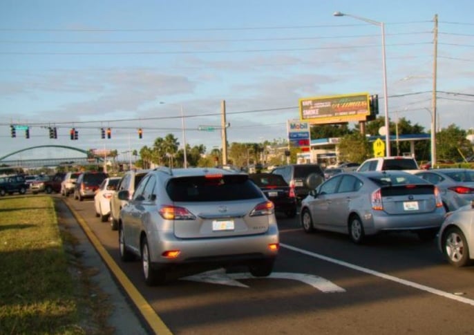 Location photo for N Semoran Blvd near S Semoran Blvd and University Center Dr (Aloma)