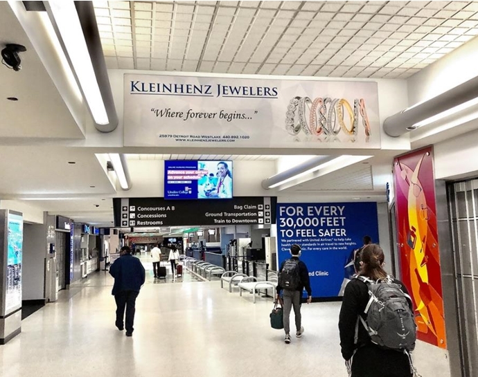 Location photo for Sunglass Hut (Cleveland)