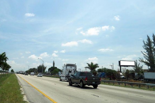 Location photo for NW South River Dr (Medley)