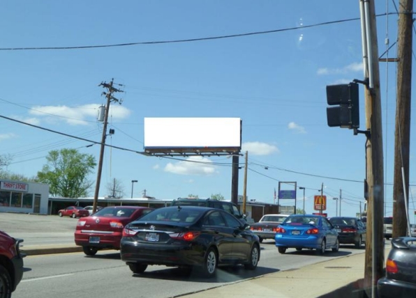 Colerain Ave 875' N/O Galbraith Rd WS FS Media