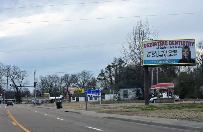 HWY 1 W/S 200' N/O HWY 79 JCT- F/N