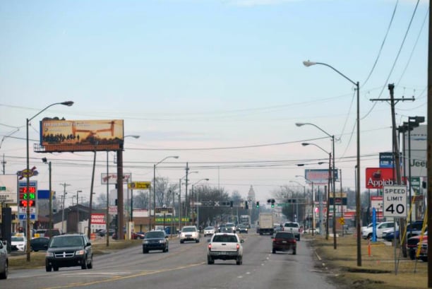 US 41S S/O VOORHEES Media