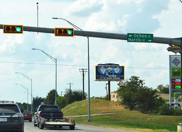 AT0118 HWY 290 N/S 1.5 MI E/O 95 Media