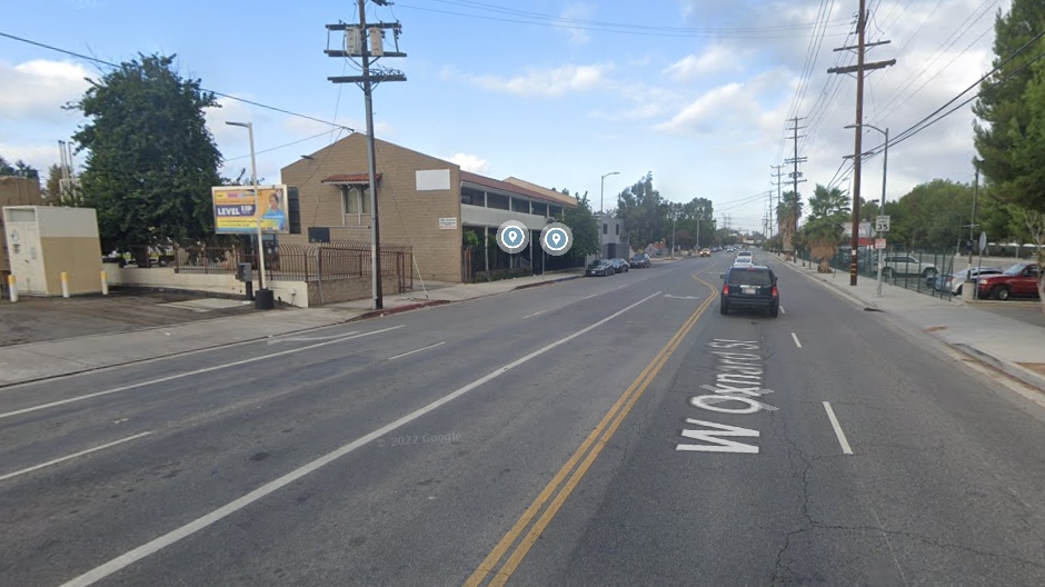 Location photo for Oxnard St near Reseda Station, Tarzana (Los Angeles)