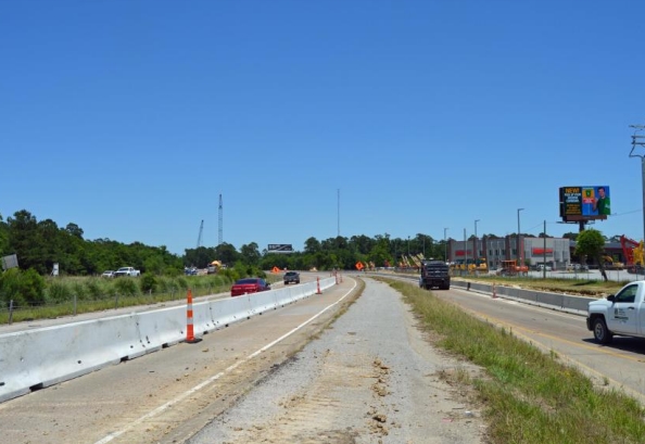 S/S I-10 MM 23 E/O EXIT 23 Media