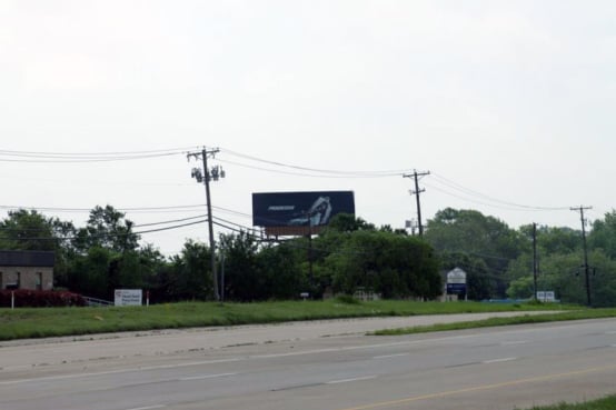 SH-199 8 MI W/O W LOOP 820, N/S Media