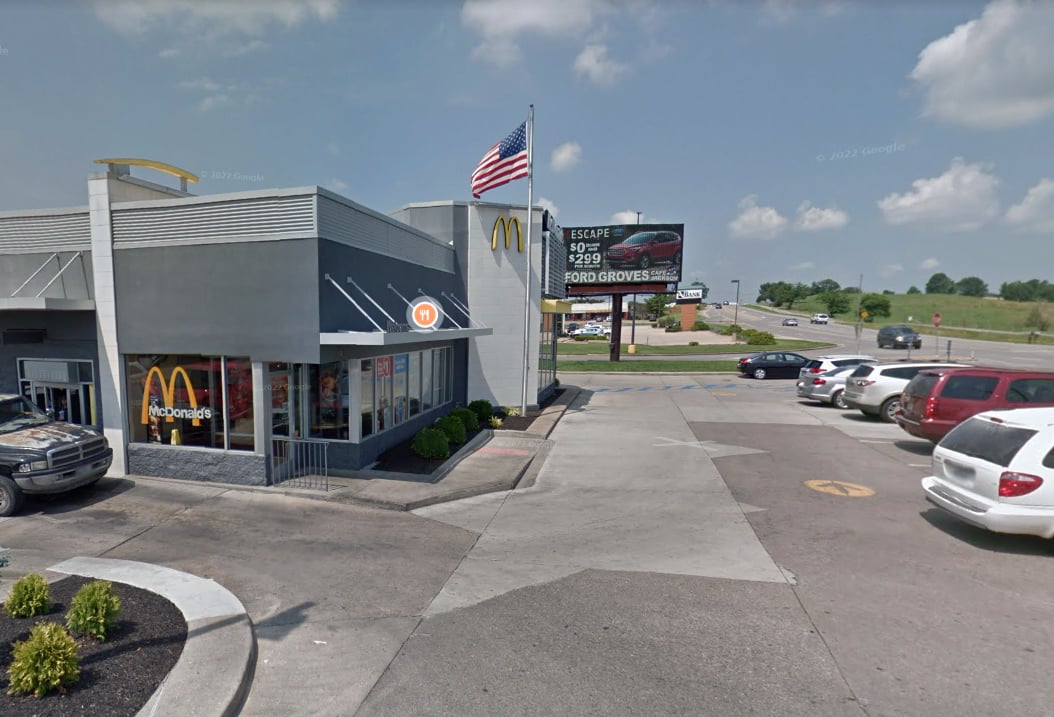 3419 WILLIAM ST Media