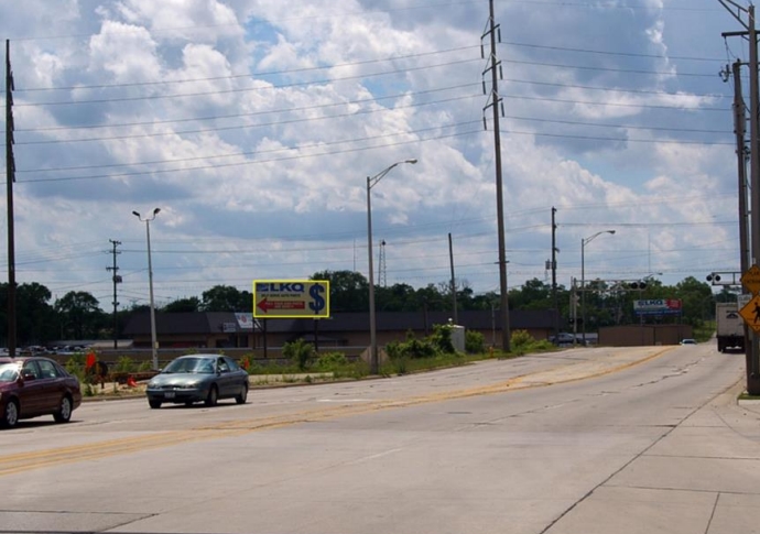 HARRISON SL 500' W/O KISHWAUKEE ST Media