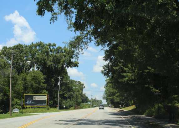 HWY 20 N 0.1 mi E/O HARRISBURG ST NS Media