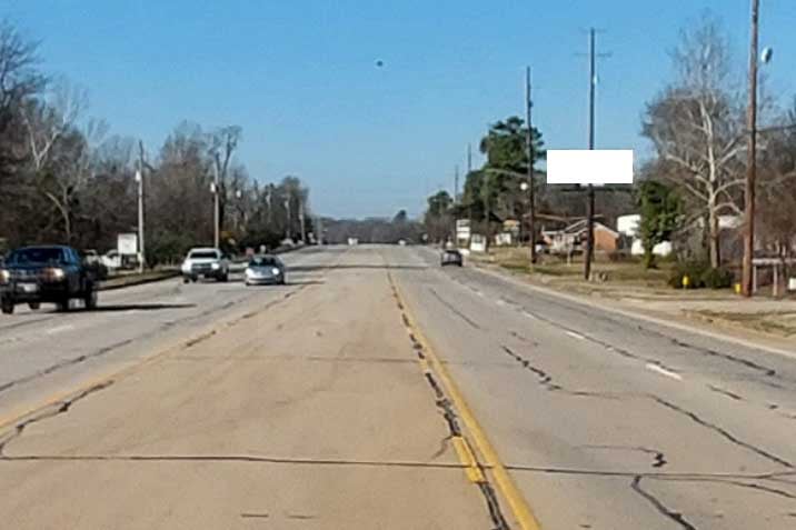 US 82 0.3 mi E/O MANSFIELD RD NS Media