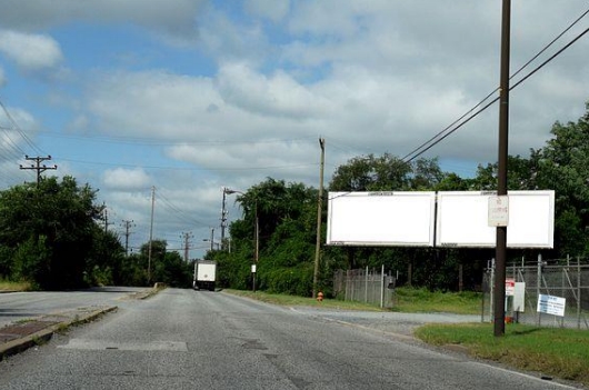 Location photo for Frankfurst Ave near HANOVER ST & SOUTH BALTIMORE PARK & RIDE fs sb, Fairfield Area (Baltimore)